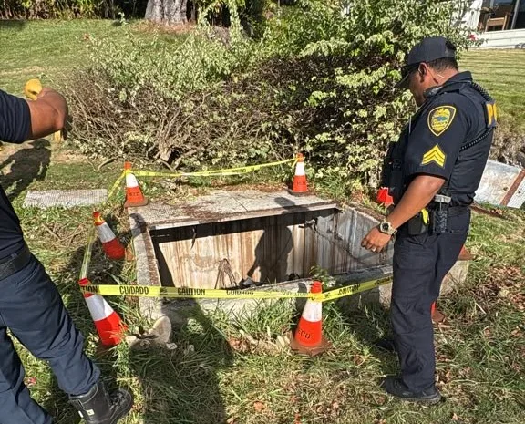Man seriously injured in fall into electrical vault in Napili